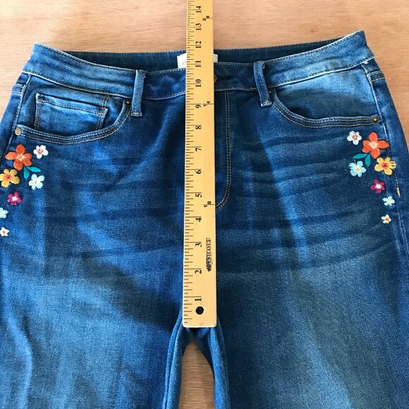 Driftwood Roxy Flare Jeans Women 30 Blue High Rise Raw Embroidered Floral Boho - Picture 9 of 14